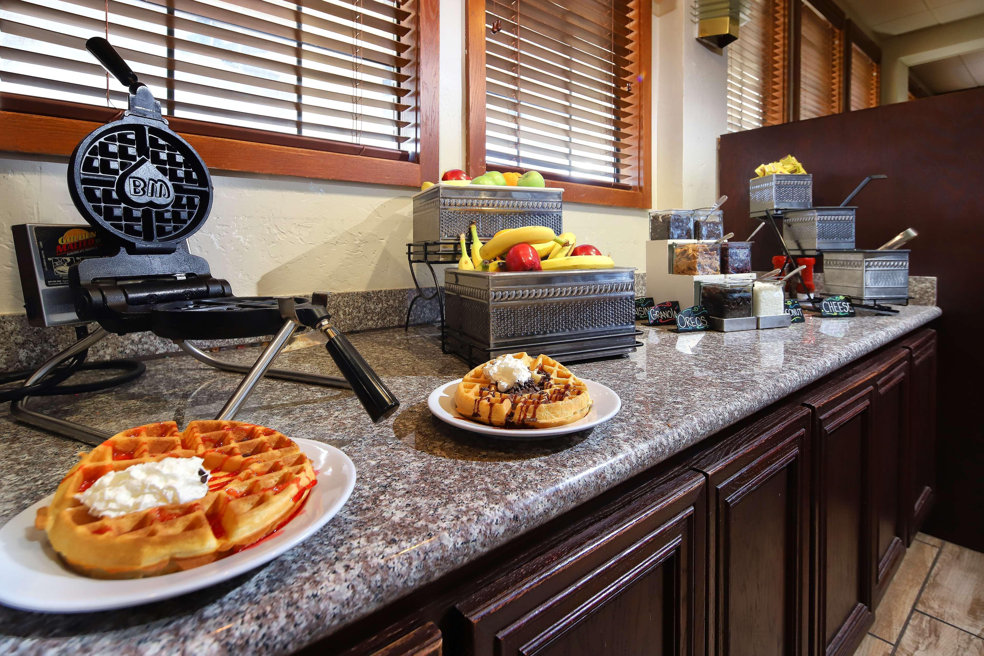 Wyndham Tucson Airport Hotel & Conference Center Екстер'єр фото