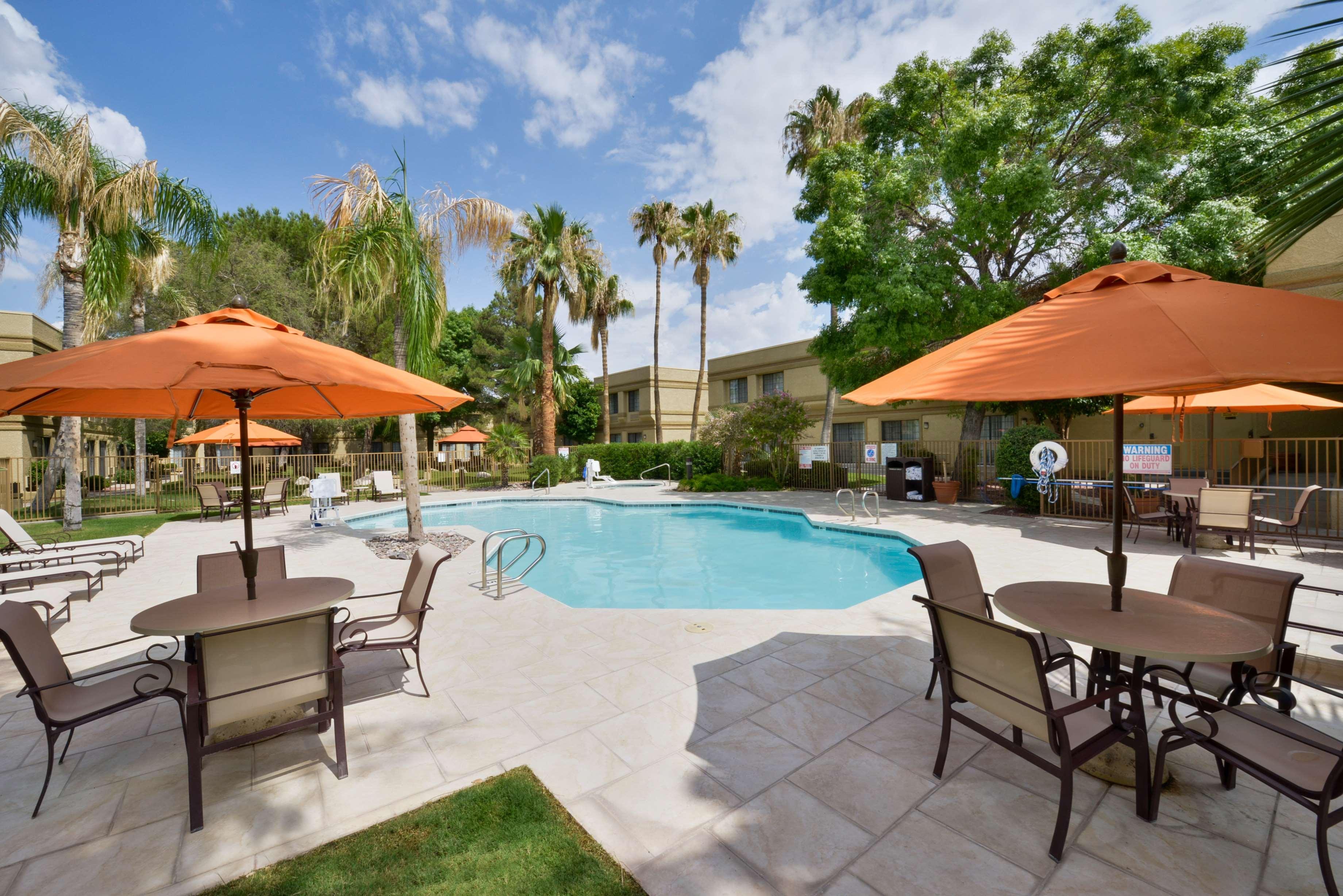 Wyndham Tucson Airport Hotel & Conference Center Екстер'єр фото