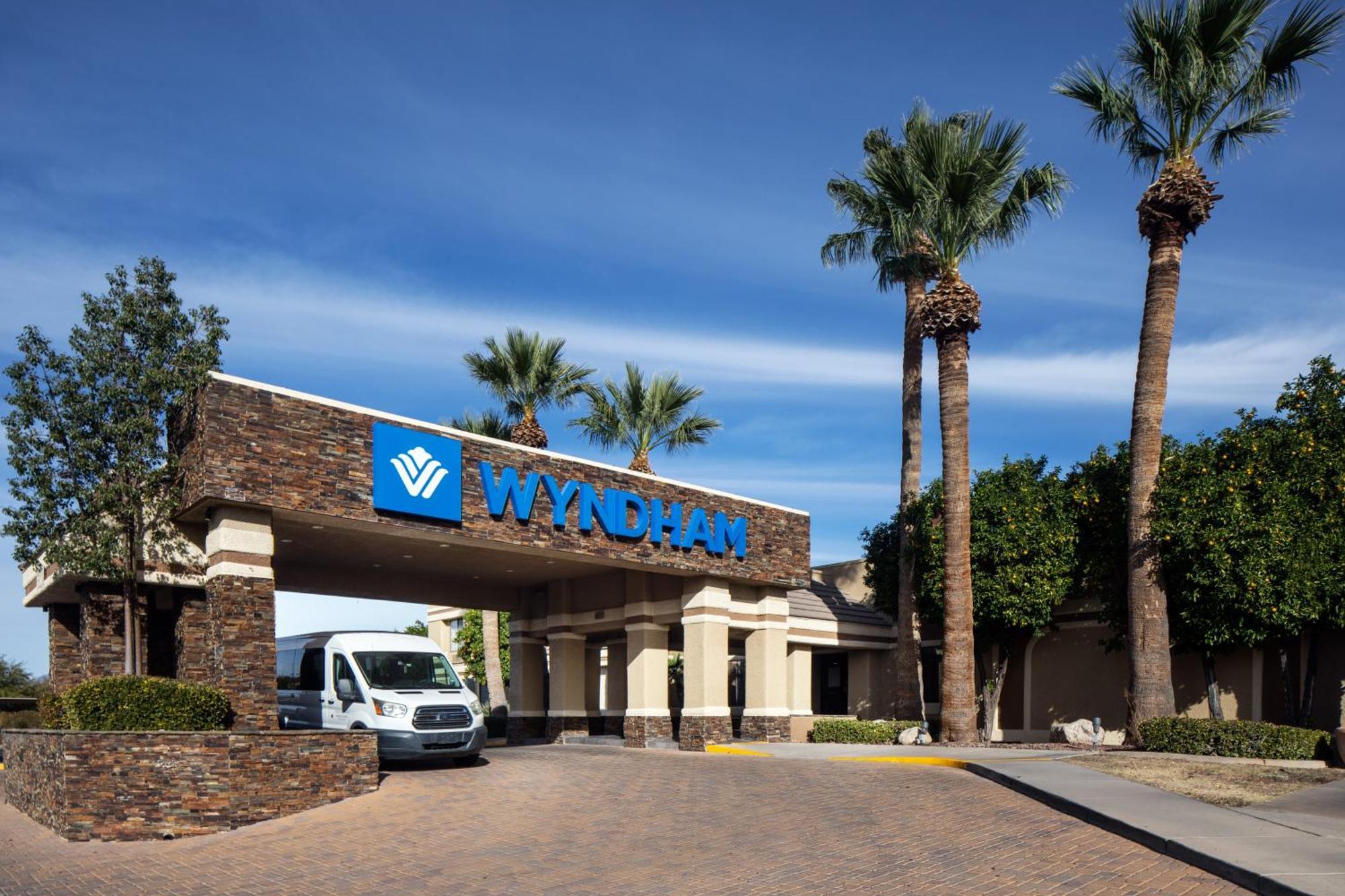 Wyndham Tucson Airport Hotel & Conference Center Екстер'єр фото